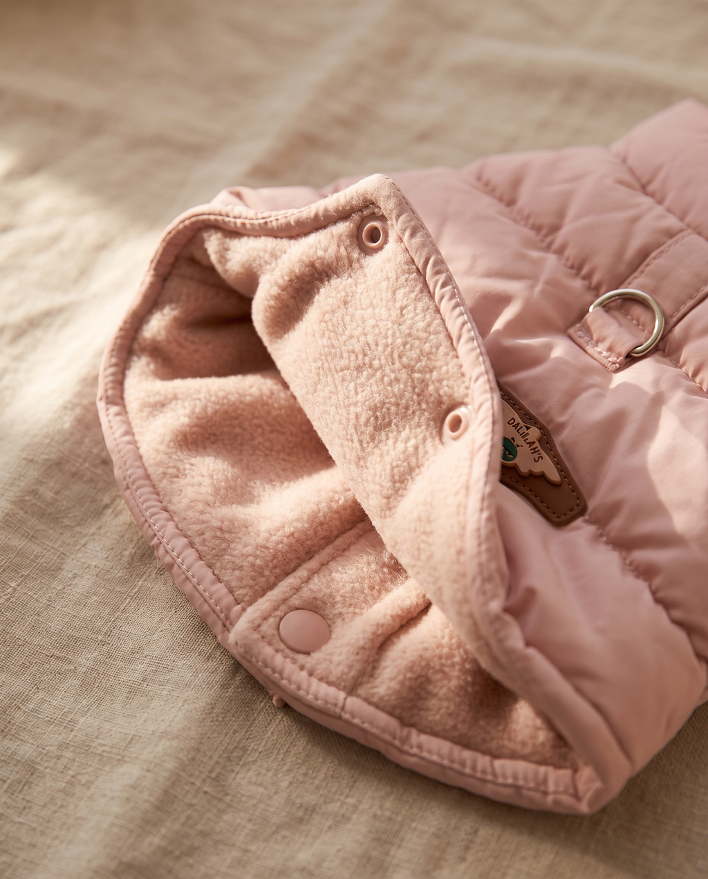 The Mini Puffer fleece lining detail