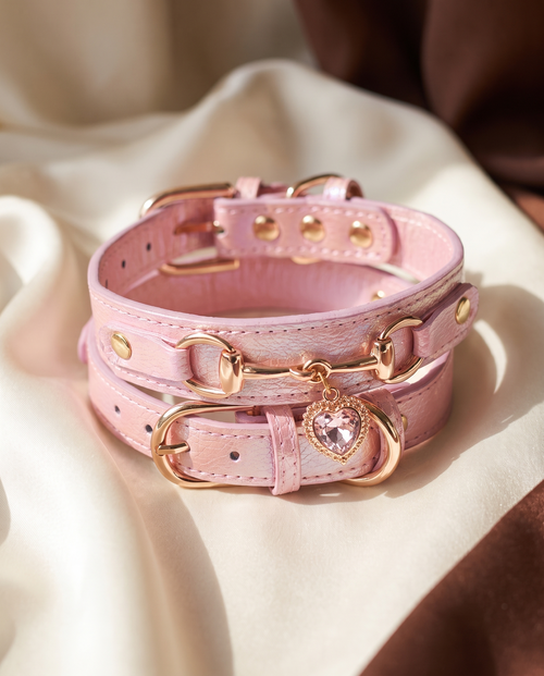 The Heart Charm Collar in Pearl Pink